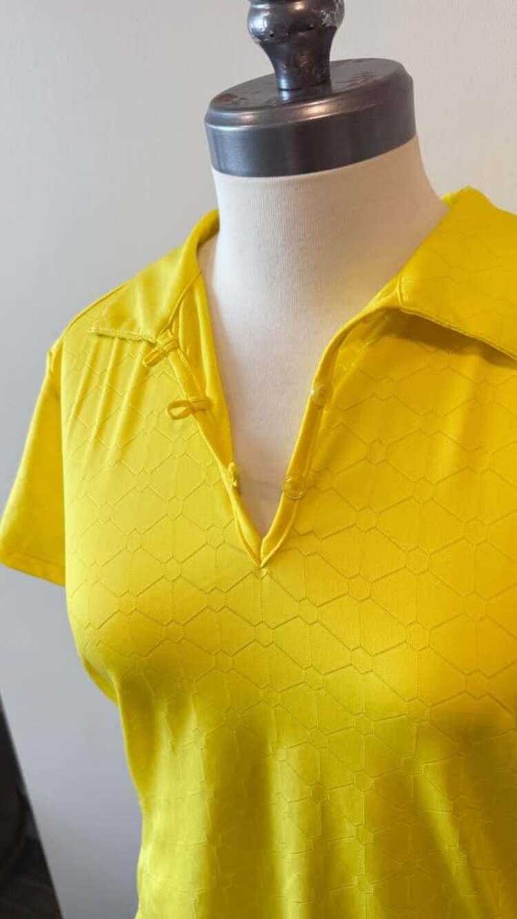 LIJA Women’s Yellow Golf Tennis Polo Top – Size Medium